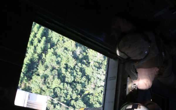 Combat Logistics Regiment 25 Helicopter  Suooprt Team Marine Heavy Helicopter Squadron 464