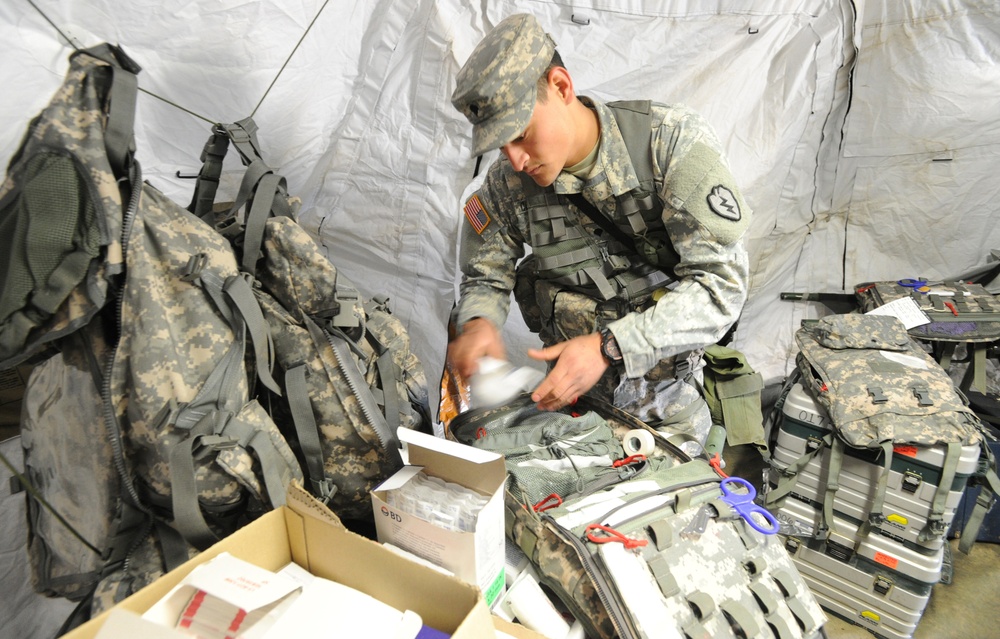 US Army Alaska soldiers test for Expert Field Medical Badge