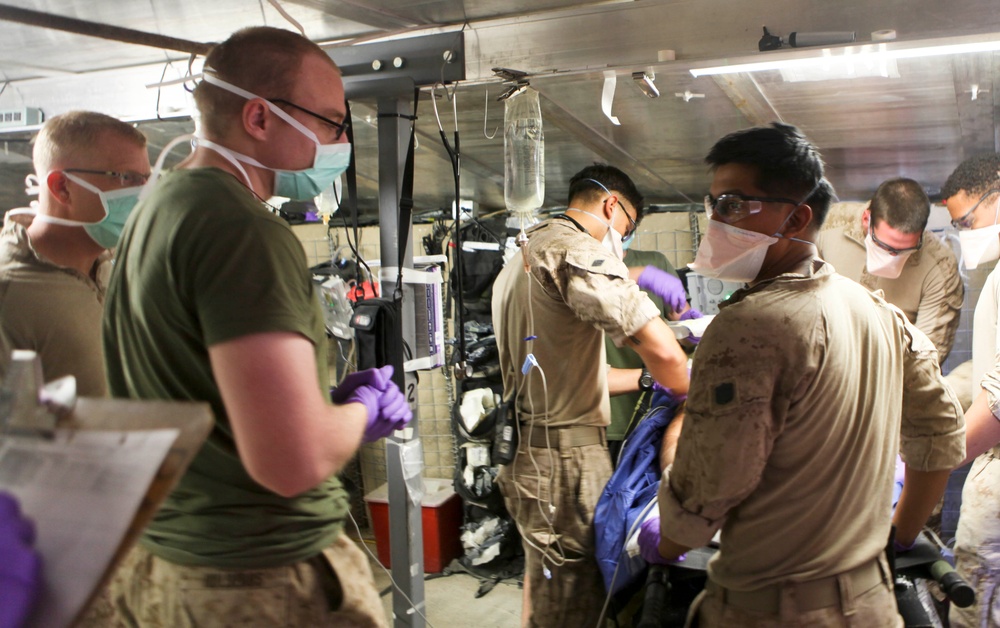 Navy medical officer trains corpsmen to go above standard and is awarded