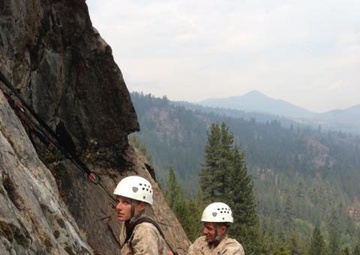 2nd MLG Marines participate in mountain warfare training