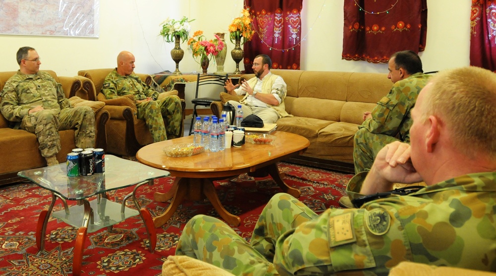 Maj. Gen. Crane, Maj. Gen. Orme visit with Uruzgan provincial governor