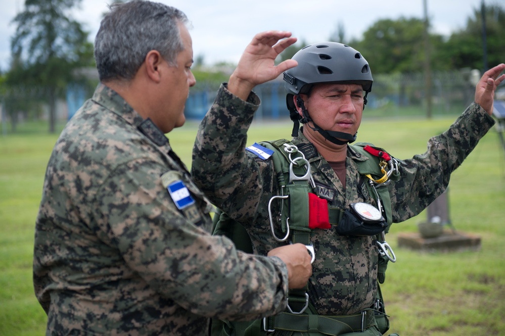 Honduran/American halo jump