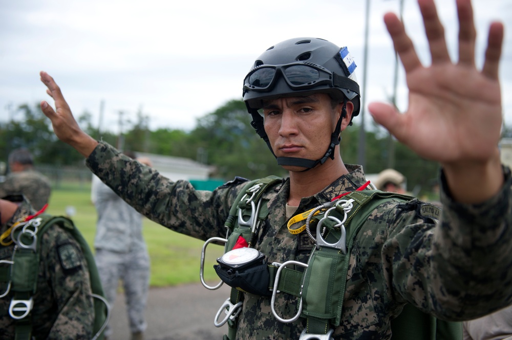 Honduran/American halo jump