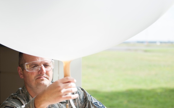 352nd SOSS Weather Flight launches balloon, gathers data