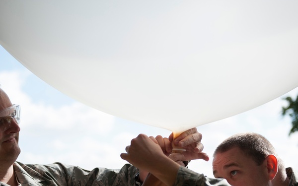 352nd SOSS Weather Flight launches balloon, gathers data