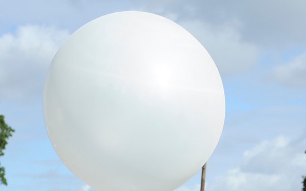 352nd SOSS Weather Flight launches balloon, gathers data
