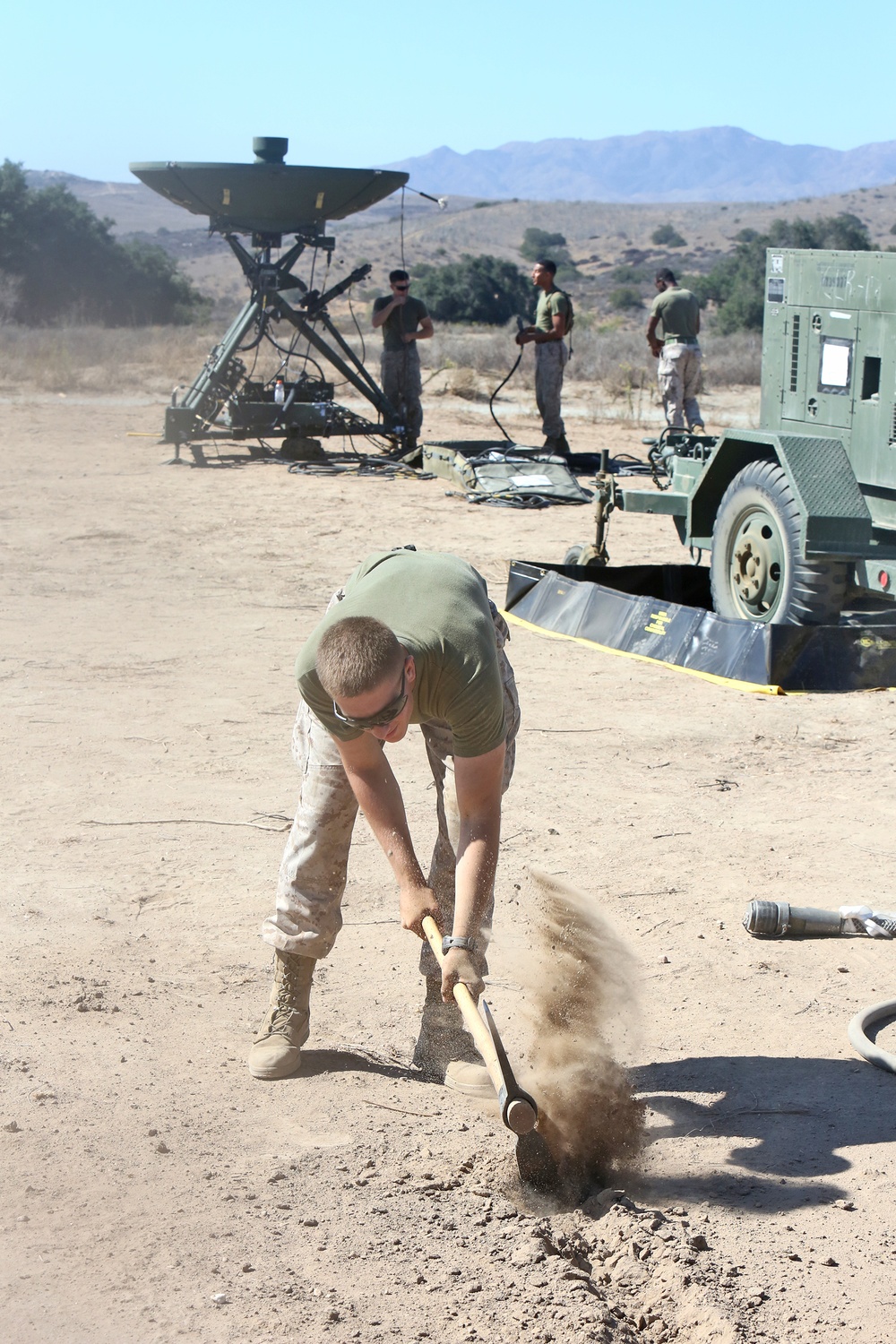 Communications Marines support CLR-17 logistical elements during COCEX