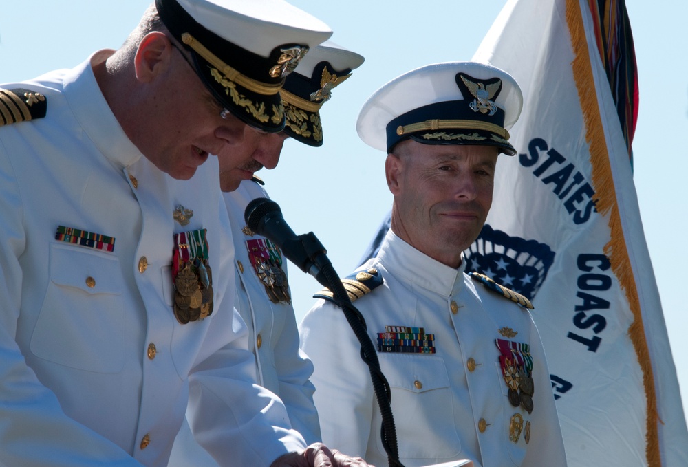 Coast Guard captain retires after 34 years