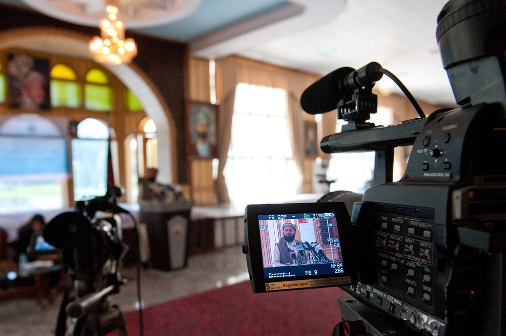 Conference concludes peace needs a woman’s touch