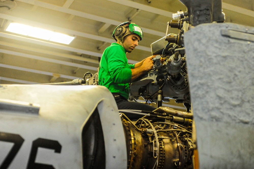 USS Boxer Deploymentt 2013