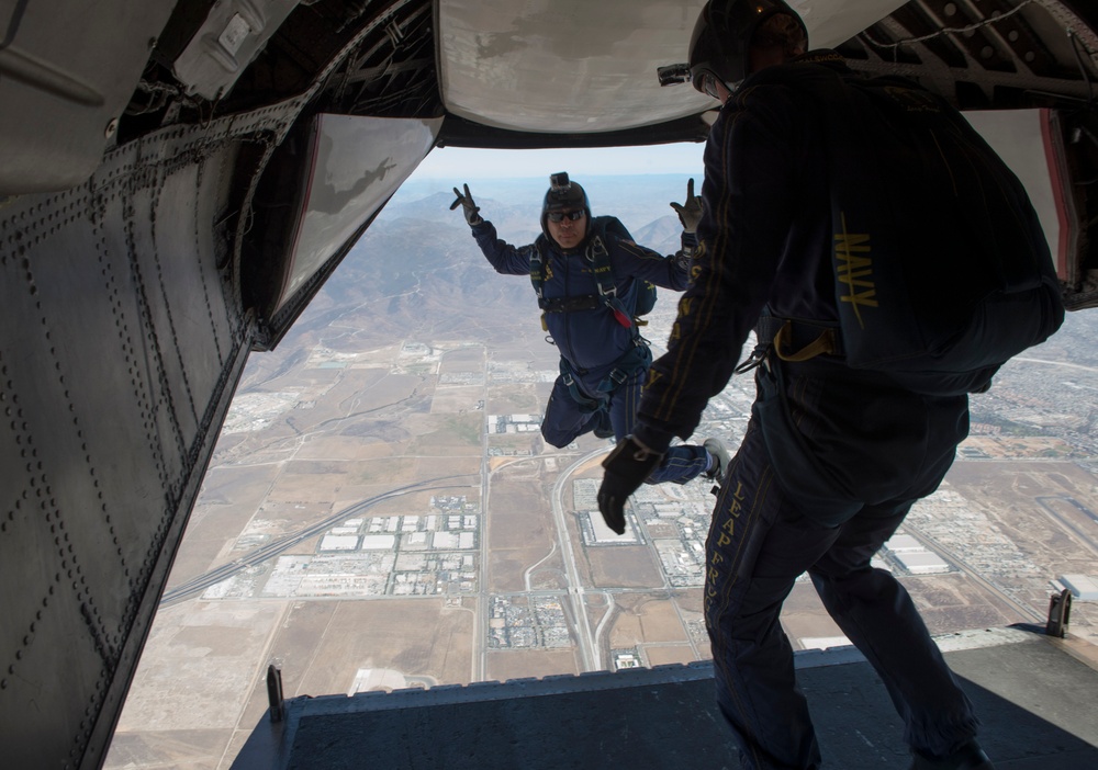 Parachute jump training