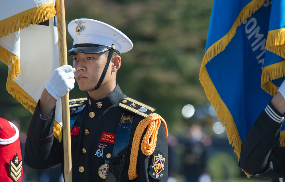 USFK changes command