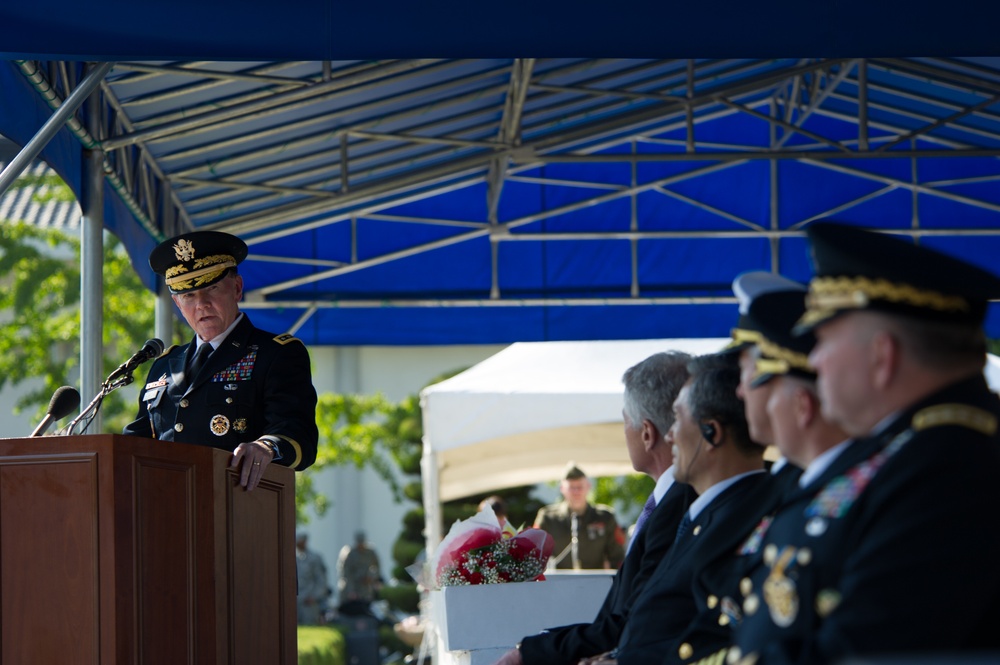 USFK changes command