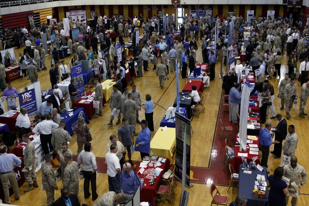 Expo introduces Lejeune community to career, educational opportunities