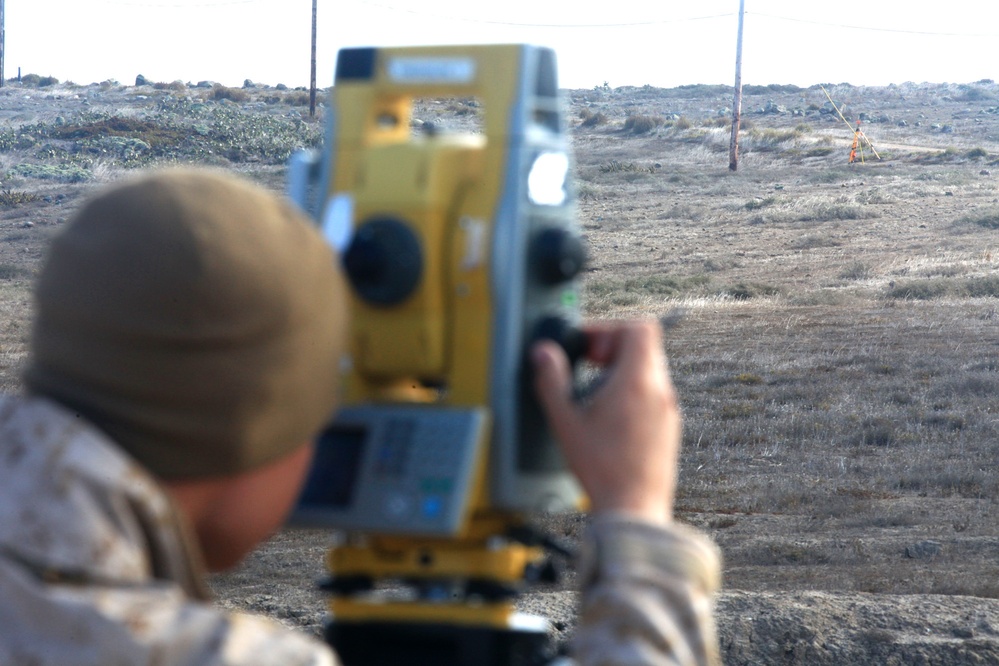 1st Intelligence Battalion surveys San Clemente Island landing zone