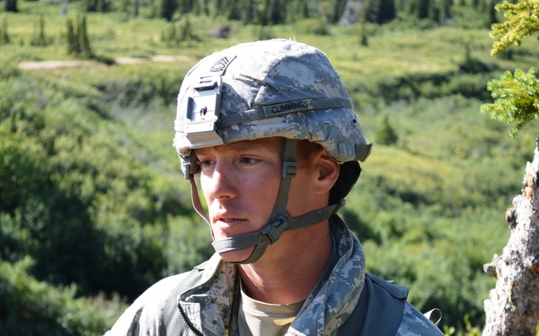 Military mountaineering at the top of the world