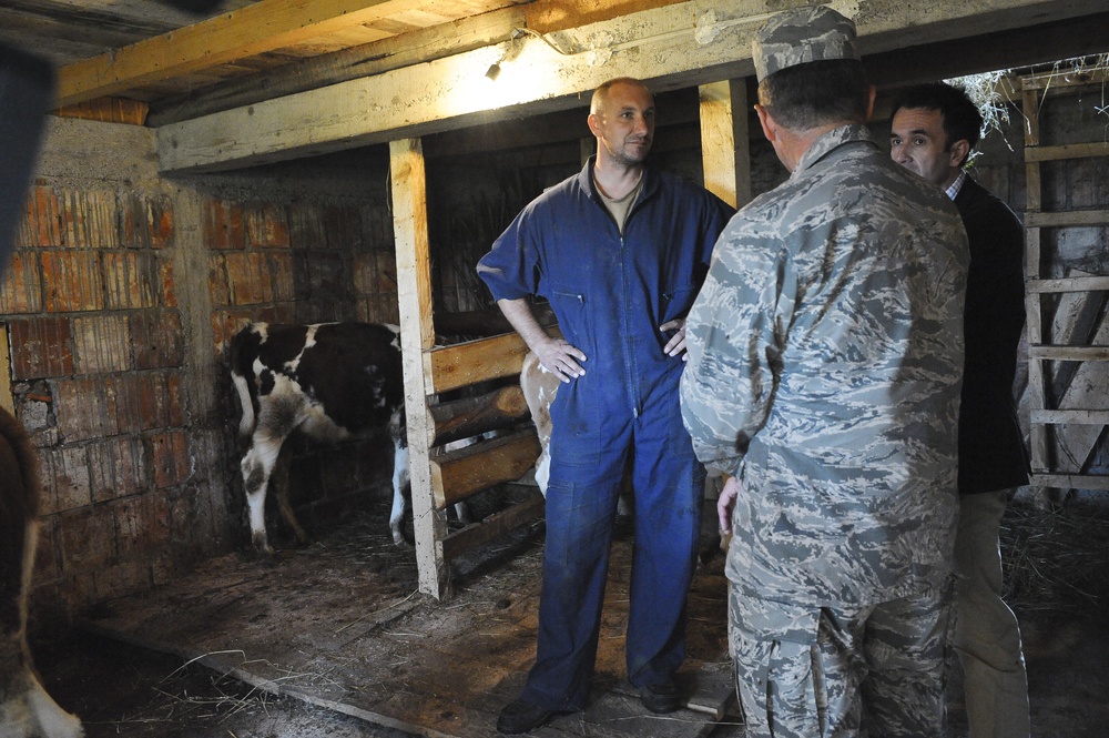 NATO supports defence reform progress of prior AFBiH soldier