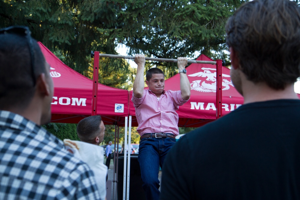 Saint Paul Rodeo pull-up challenge