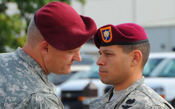 Night Stalkers mark new lineage with donning of USASOAC patch