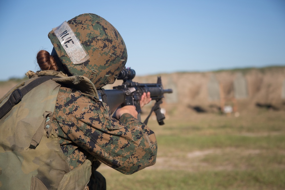 Marine recruits gun for combat skills on Parris Island