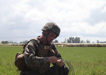 Philippine, U.S. Marines work together to learn new tactics