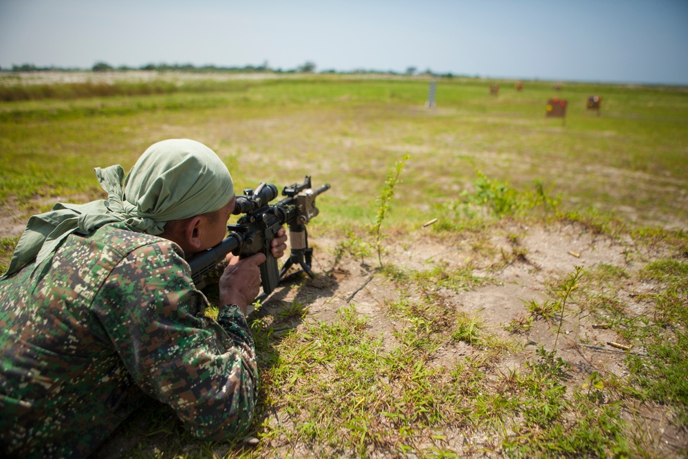 Combined Philippine, U.S. Marine squads battle for bragging rights