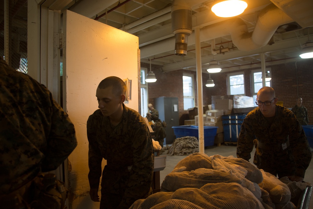 Photo Gallery: Marine recruits help support Parris Island operations during team week