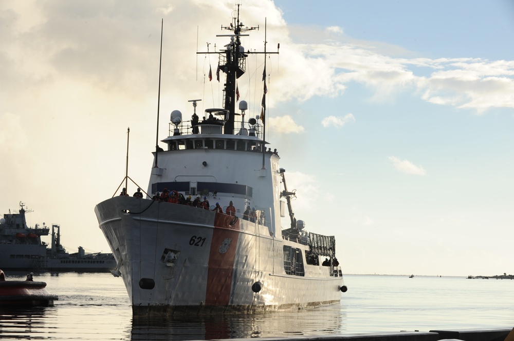 Coast Guard Cutter Valiant return to homeport