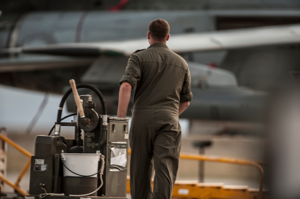 German, Singaporean aircraft, maintainers continue to support exercise Mountain Roundup 2013