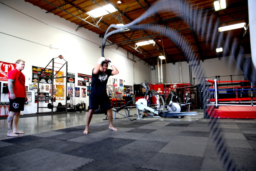 Warrior by day, Mixed Martial Arts fighter by night: Marine trains for MMA professionally