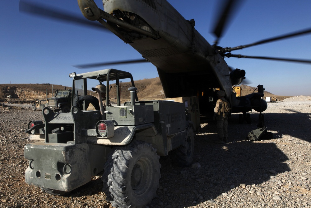 HMH-462 CH-53E Super Stallion External Mission