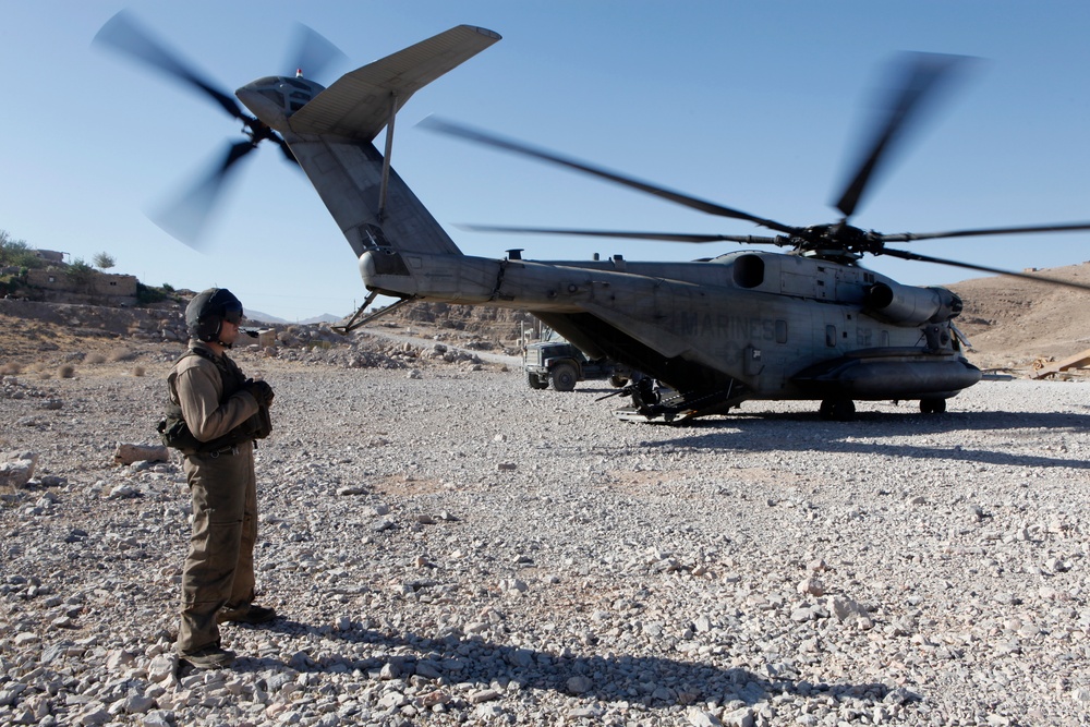 HMH-462 CH-53E Super Stallion External Mission