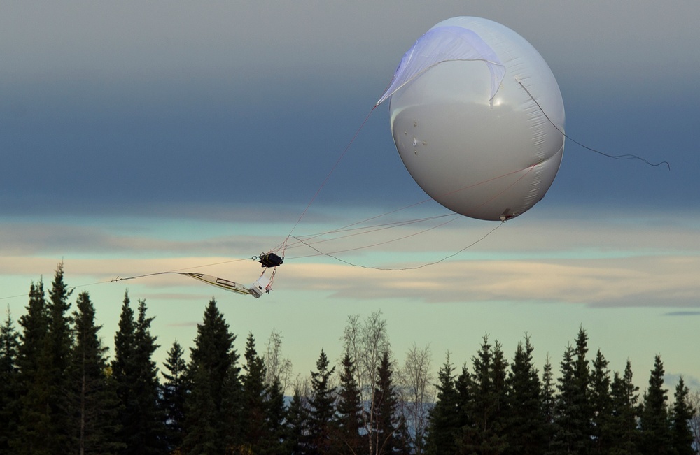 Paratroopers test SkySat system