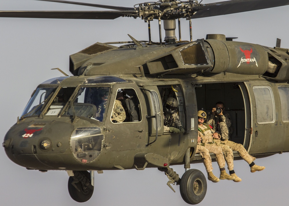 26th MEU Force Recon Parachute Operations with Montana Army National Guard