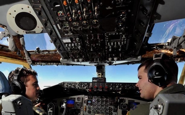 McConnell's refueling mission remains steady despite government shutdown