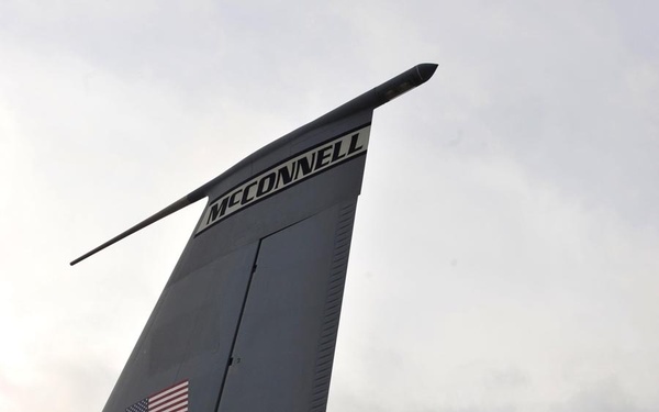 McConnell's refueling mission remains steady despite government shutdown