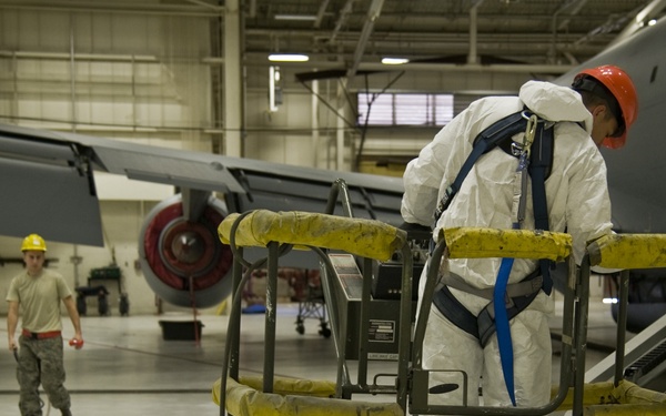 Maintenance airman 'tags' tanker