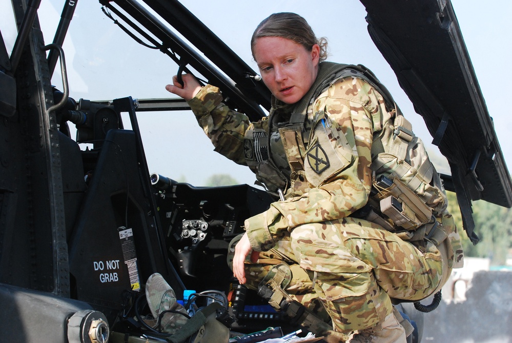 On the flight line with 1st Attack/Reconnaisaance Battalion, 10th Combat Aviation Brigade