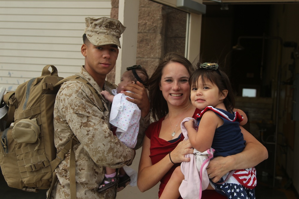 3rd CEB Returns Home