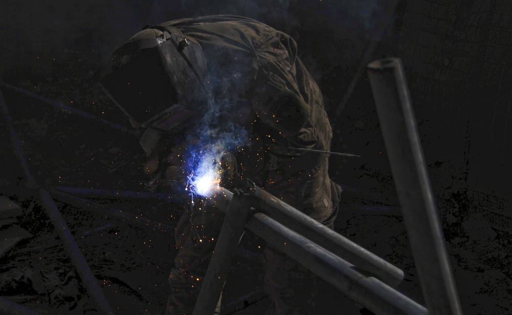 Currahee shows welding skills