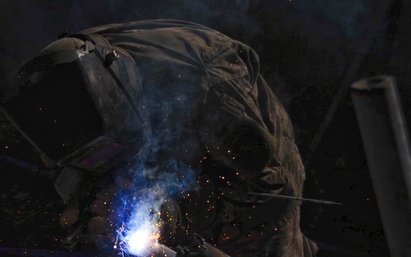 Currahee shows welding skills