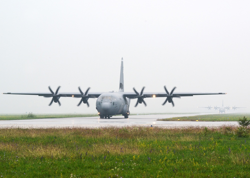 Training 173rd Infantry Brigade Combat Team (Airborne) - Airfield seizure