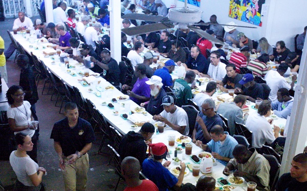 Serving Country and Community: Marines give their time to help New Orleans’ homeless