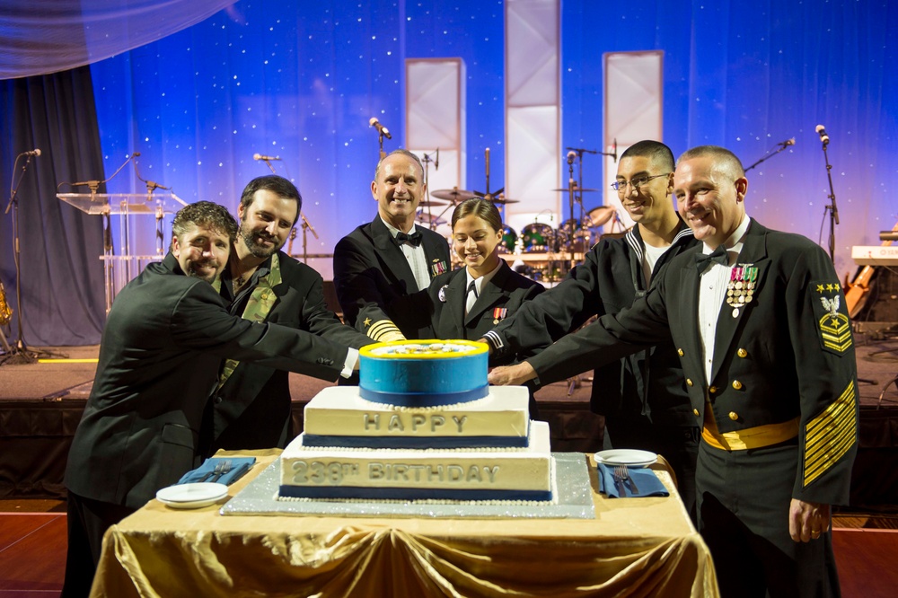 DVIDS Images Navy Birthday Ball [Image 5 of 5]