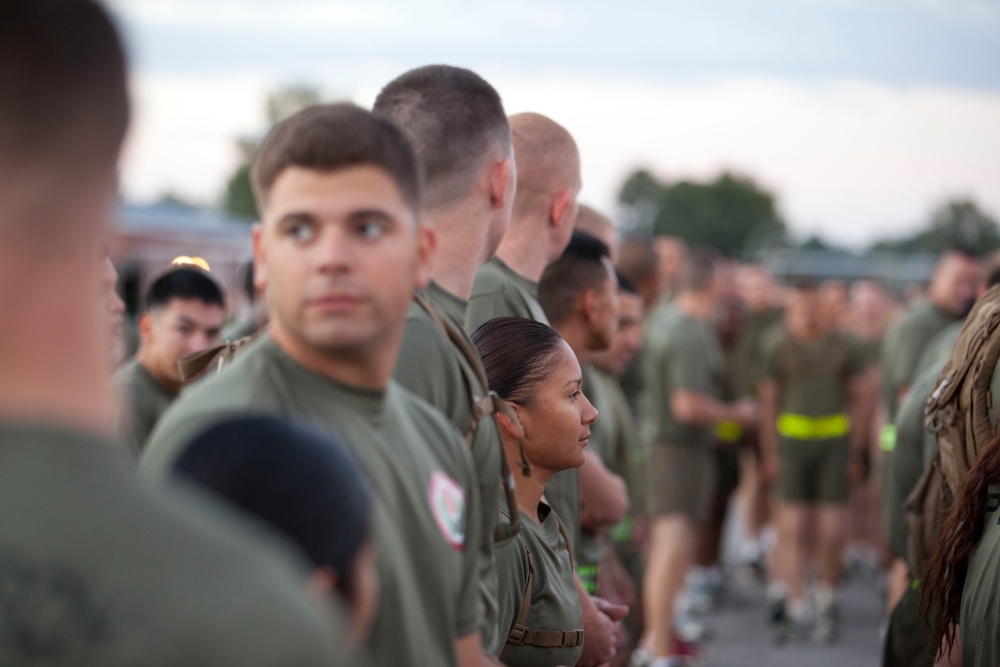 School of Infantry-East Battalion Physical Training