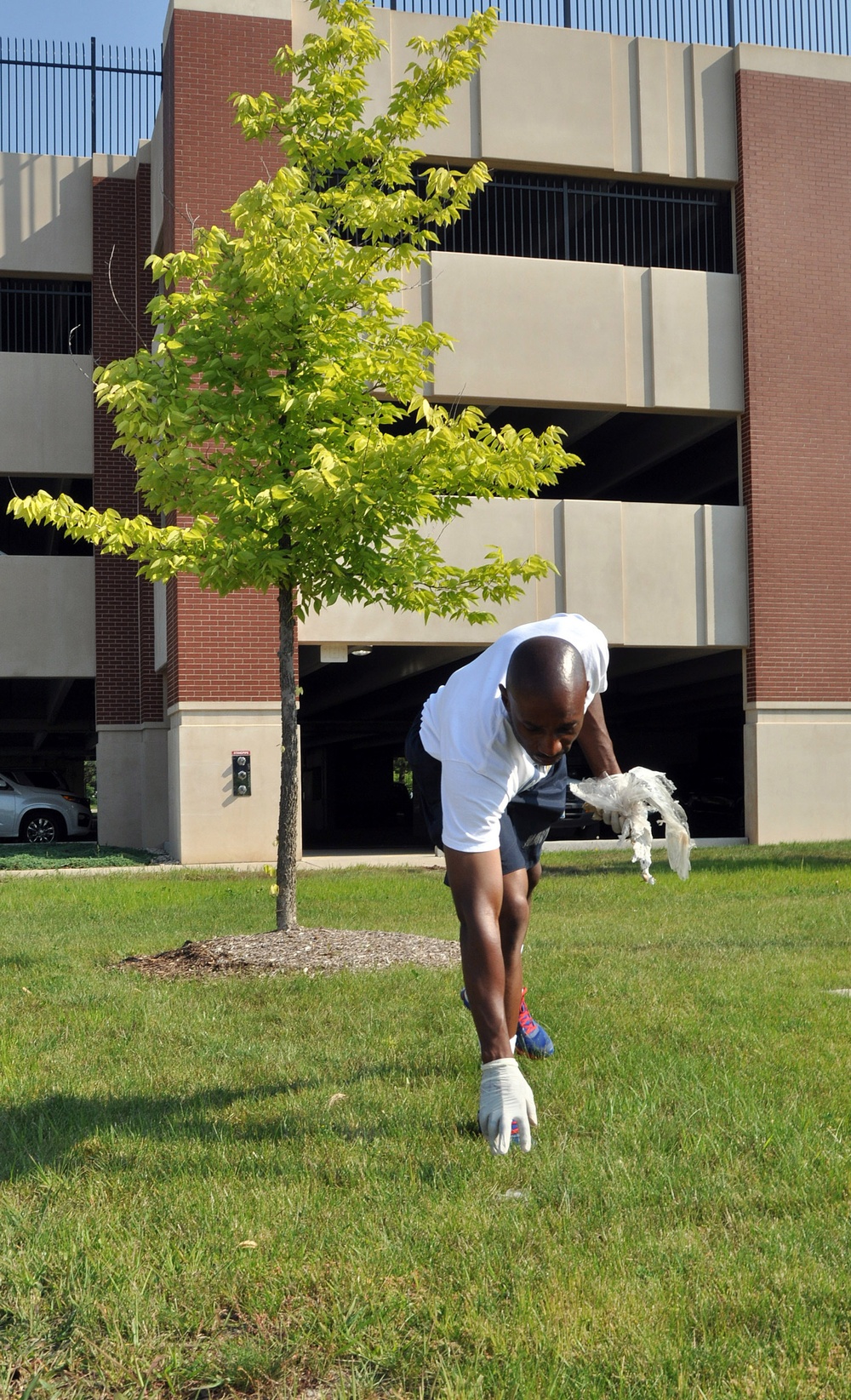 Chief selects gather trash around Lovell FHCC