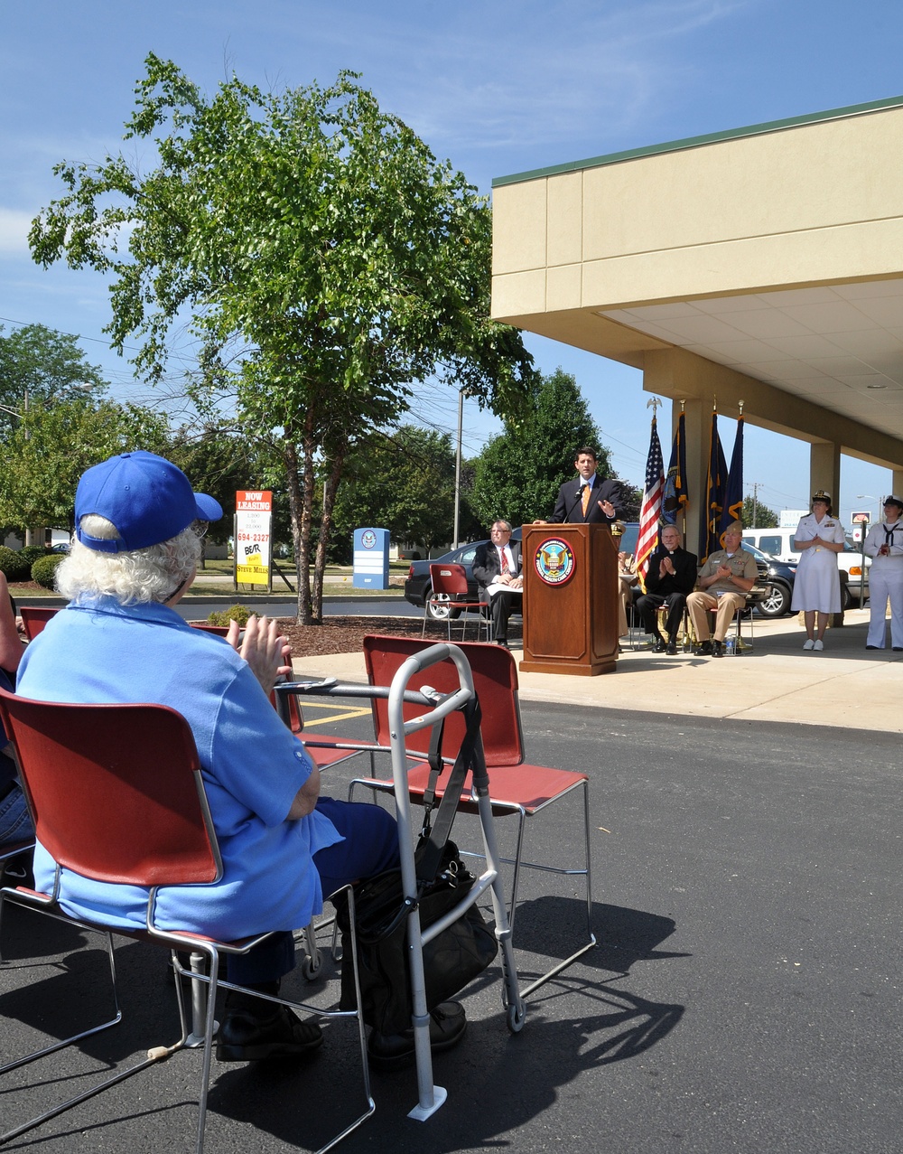 US Rep. Ryan helps cut ribbon on expanded Kenosha clinic