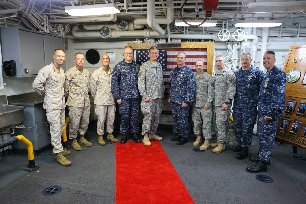 Command personnel with U.S. Africa Command and U.S. Marine Corps Forces Africa visits USS Kearsarge