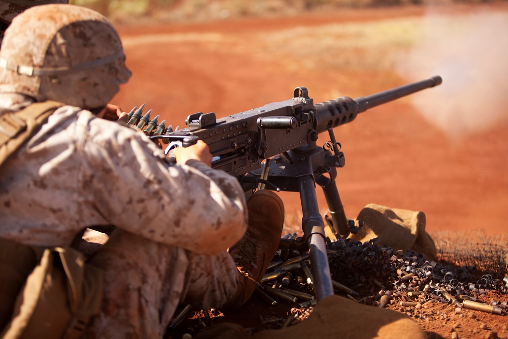 ‘Lava Dogs’ machine gunners conduct weapons package training