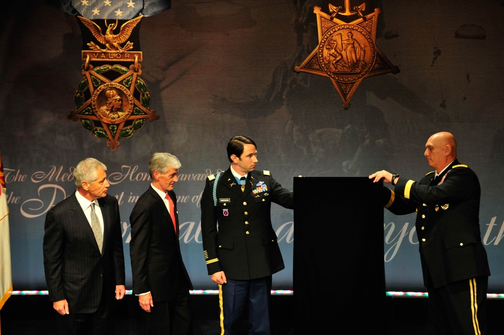 Army Capt. William D. Swenson, Medal of Honor Ceremony